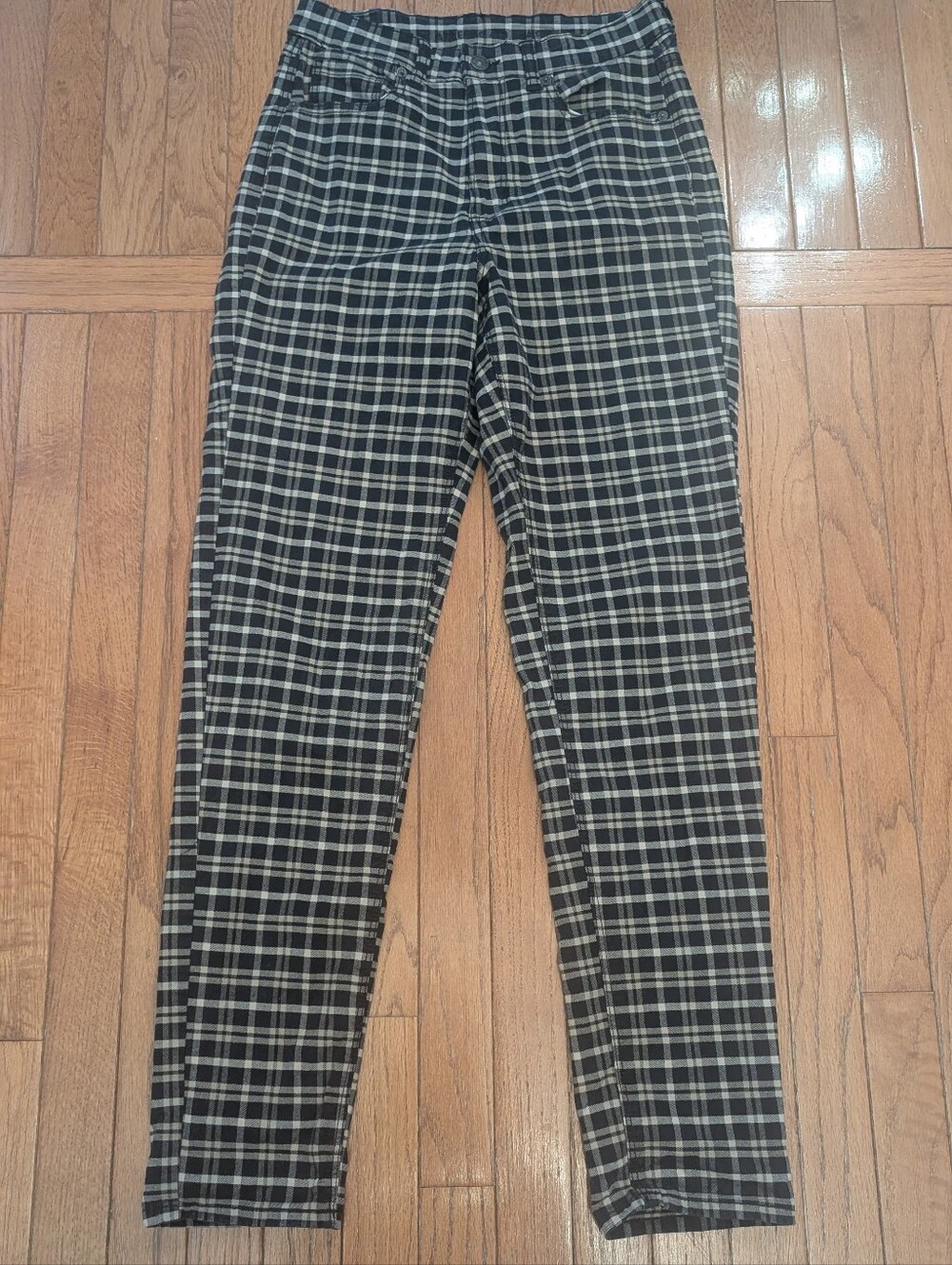 American Eagle Skinny Jeans Black and Light Tan Plaid